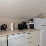 Celenca Guest house