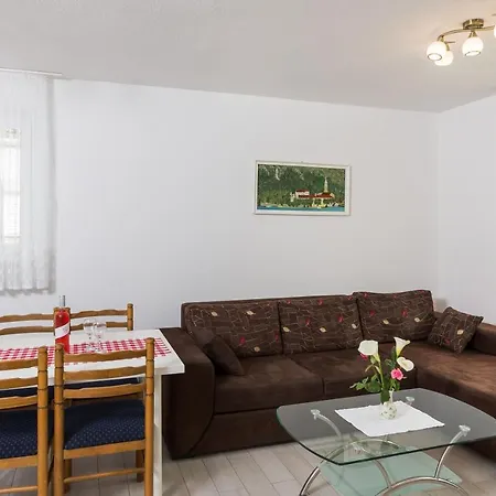 Πανσιόν Celenca