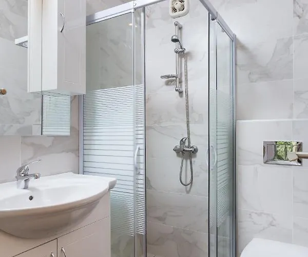 Affittacamere Celenca 3*