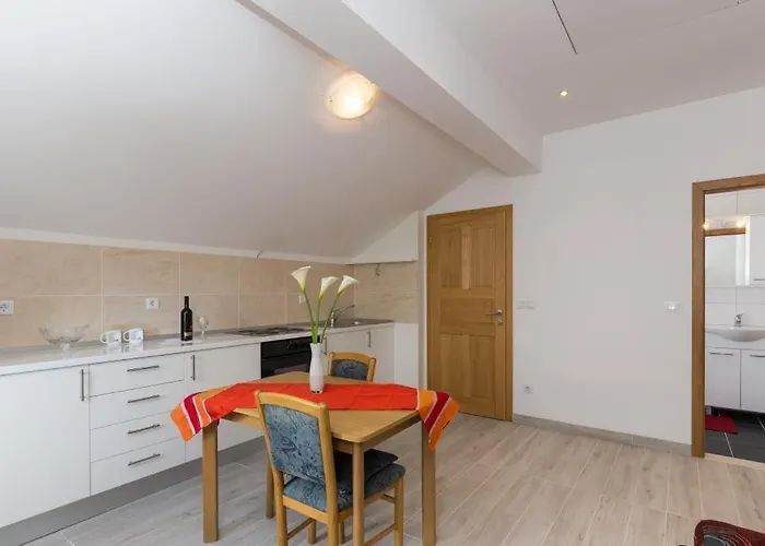 Affittacamere Celenca 3*